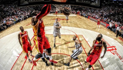 Jiuyou-_布克砍下高分，太阳光辉不减_，布克有多强