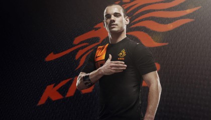 九游网页版官网入口-西甲比赛现场，专家分析战术布局中空间利用的关键点，西甲分析推荐