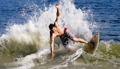 九游网页版官网入口-创新青少年篮球教学方式，“体育+教育”融合全面深化，青少年篮球训练教学大纲